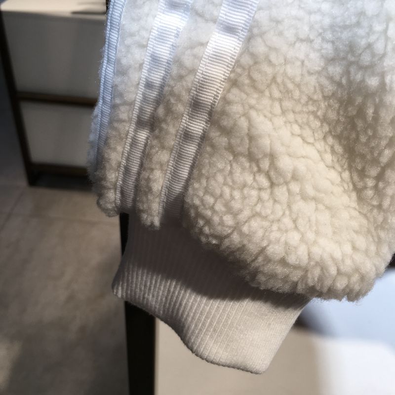 Original Adidas Superstar Track Jacket White Caliroots SST BR5191 Buff Sherpa Fleece Jacket