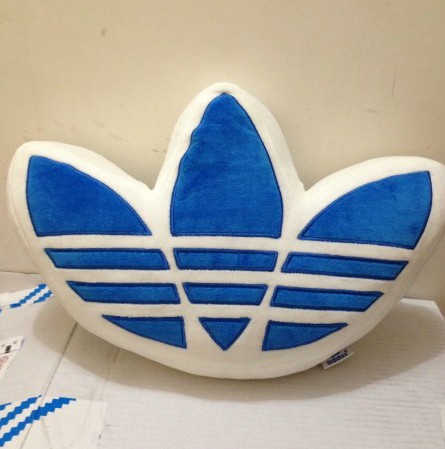 Promotion Hot Selling Adidas Pillow Adidas Car Poillows